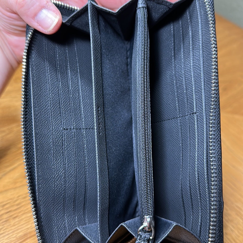 COACH Mickie Accordion Zip Wallet in Black Grain Leather - Picture 13 of 16